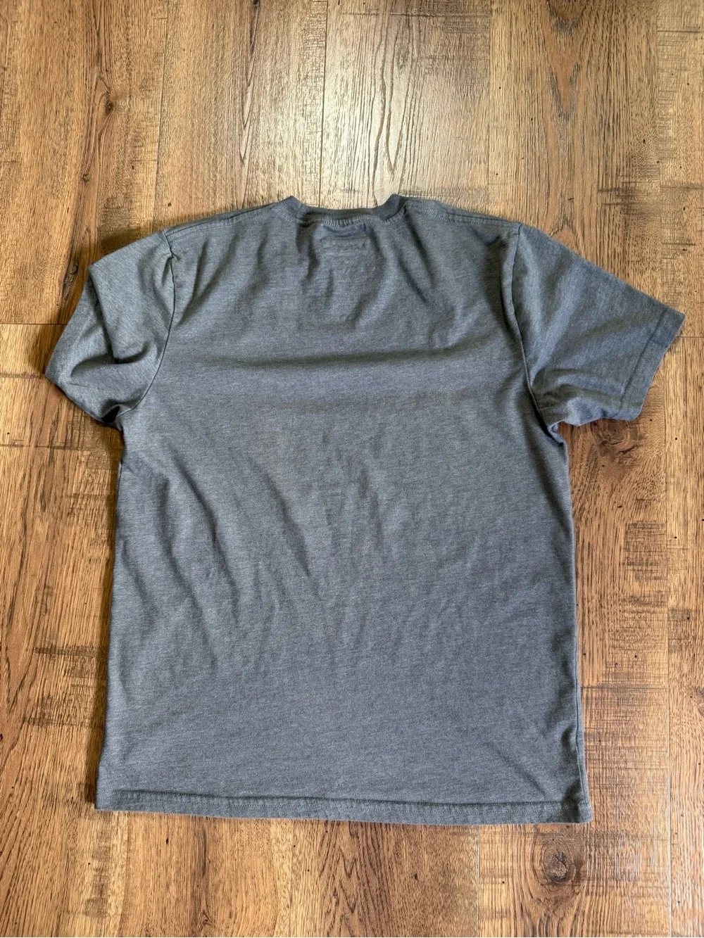 LEVI’S Housemark Men's Gray/Red Logo Graphic Crew Neck Short Sleeve T-Shirt M